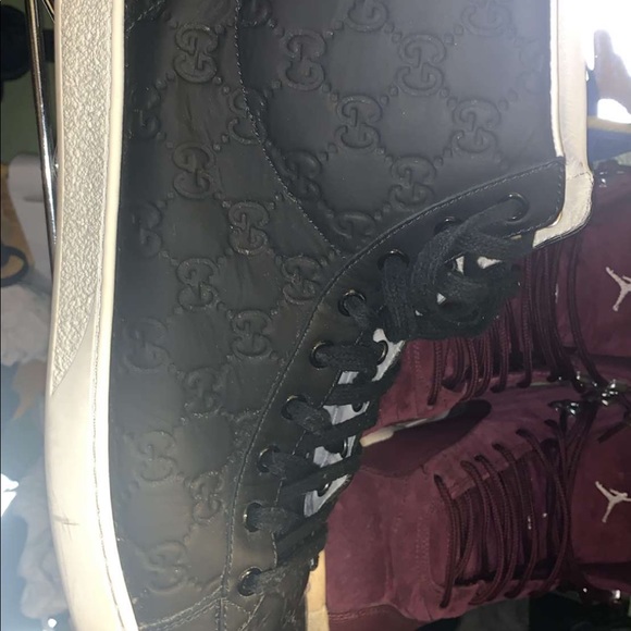 Gucci GG Black and White Monogram Sneakers - Picture 6 of 8